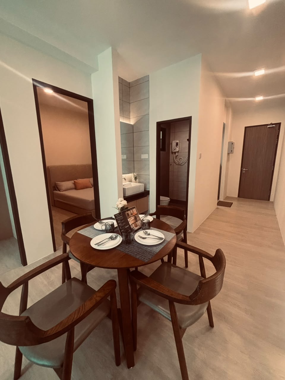 Gustina Residence Showroom Unit